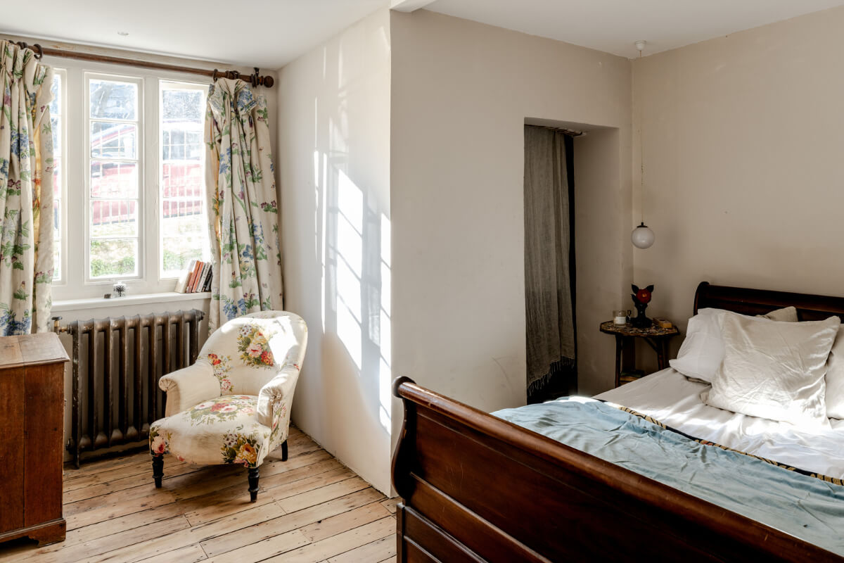 guest house bedroom
