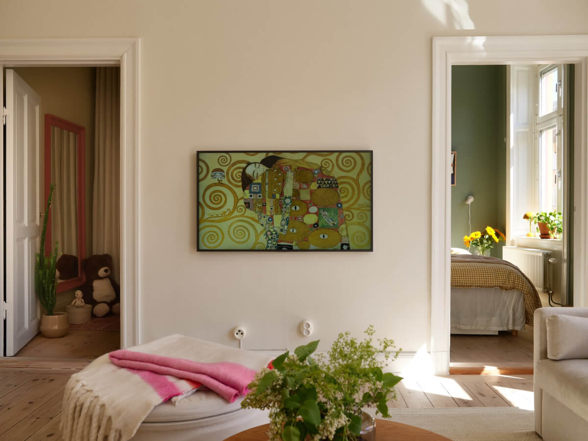 A Light-Filled Stockholm Apartment with Bright Color Pops 10 light-colored living room