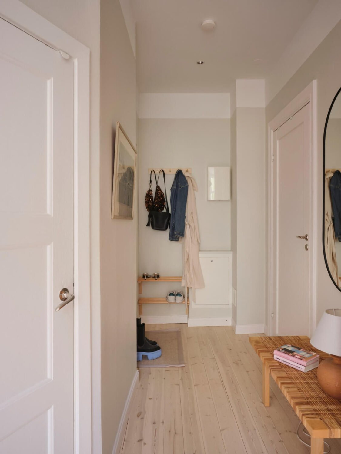 A Light Ground Floor Apartment with a Large Terrace 22 light gray hall A Light Ground Floor Apartment with a Large Terrace