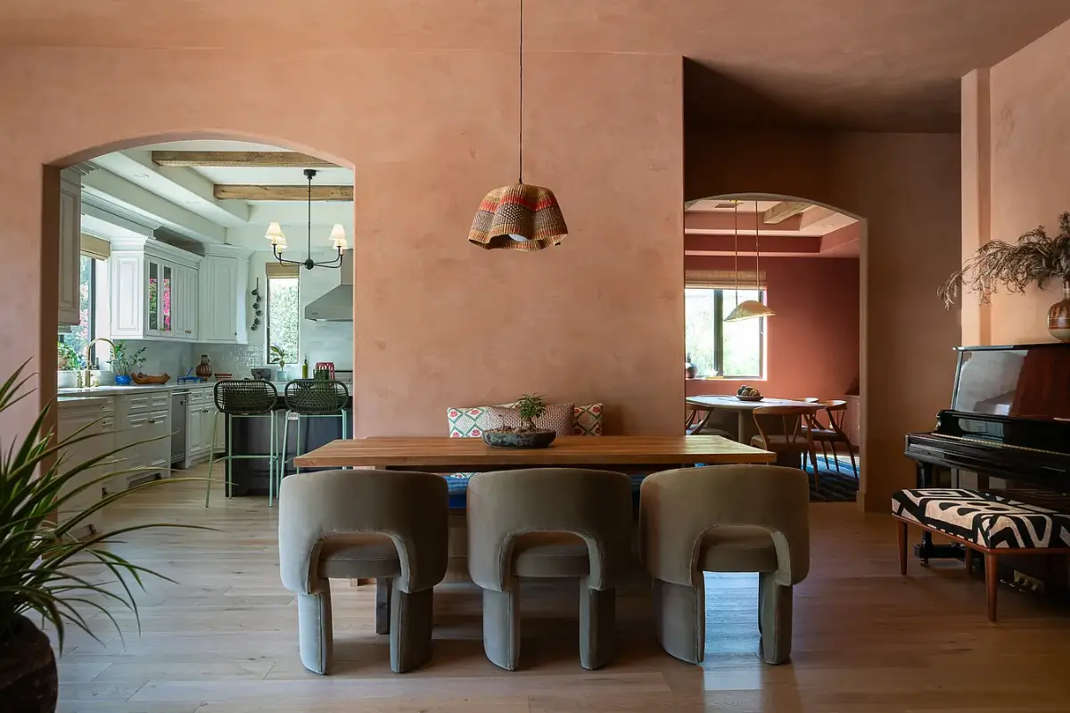 A Creative Sanctuary in Sherman Oaks Designed by Mendy Cheng 7 open plan living areas terracotta walls
