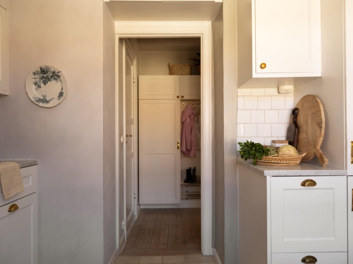 A Small Light-Filled Corner Apartment with Original Details 19 view into hall 1 A Small Light-Filled Corner Apartment with Original Details