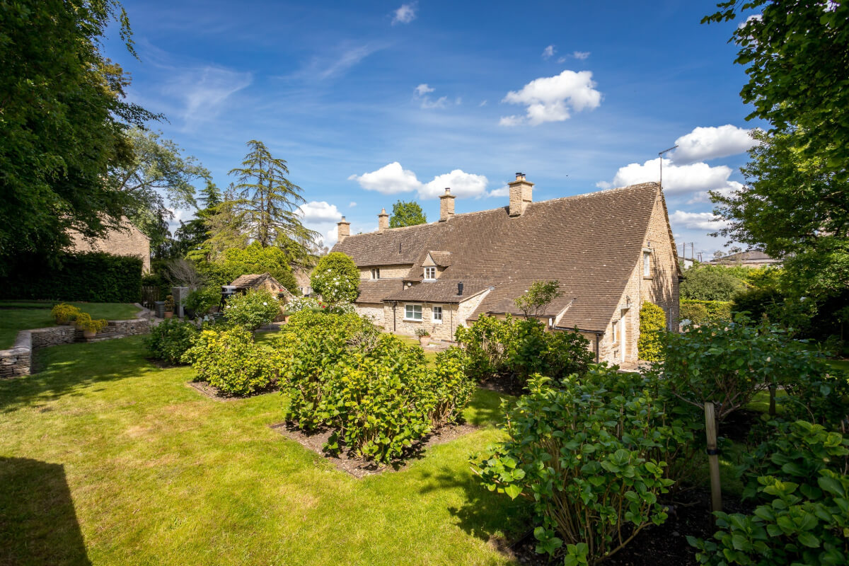 english cottage