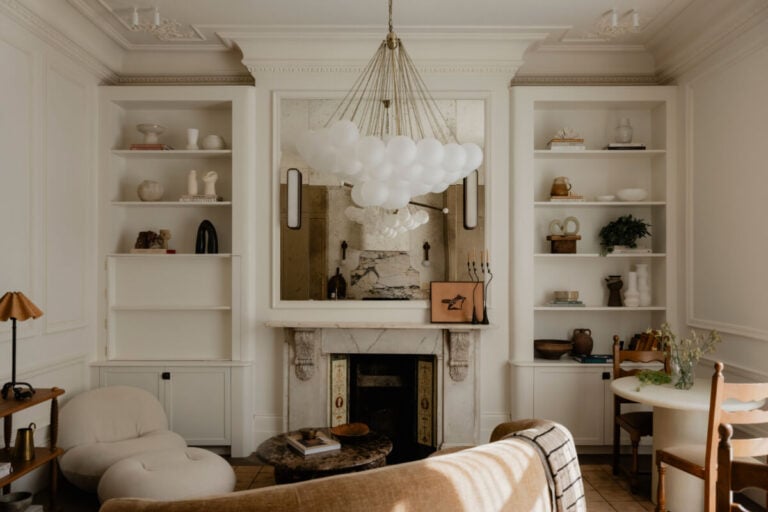 Picture Idea: High Ceilings And Bespoke Design In A Stylish London Apartment