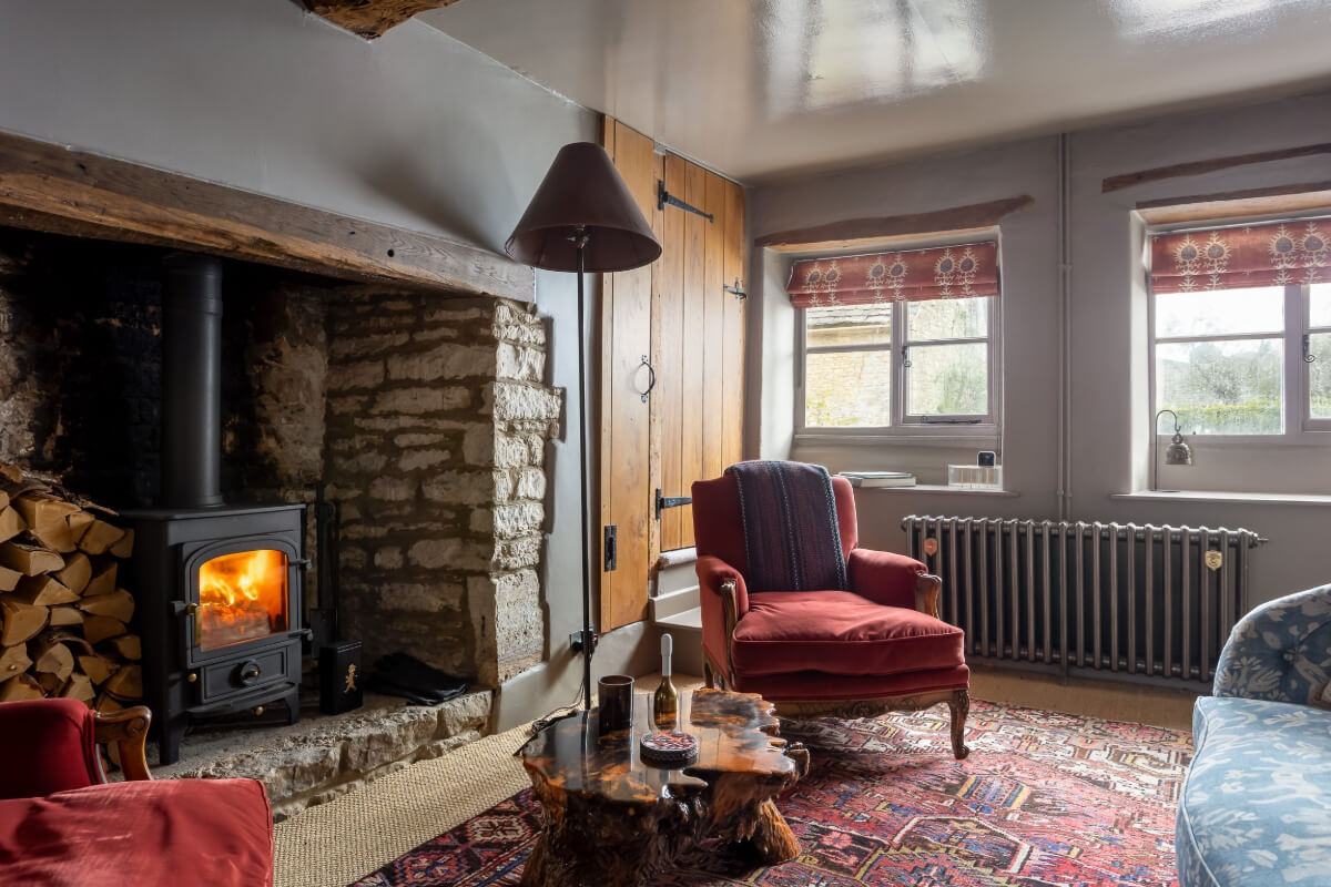 sitting room brick firpelace