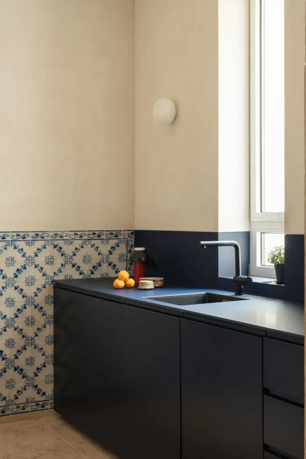 A Thoughtful Apartment Renovation in the Heart of São Bento 10 15 uhhu2s A Thoughtful Apartment Renovation in the Heart of São Bento