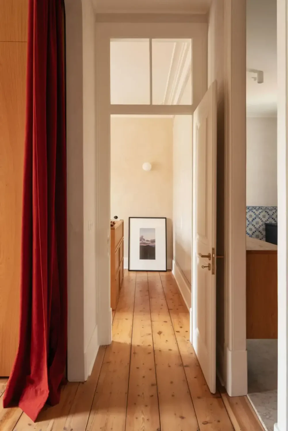A Thoughtful Apartment Renovation in the Heart of São Bento 14 21 ehozss A Thoughtful Apartment Renovation in the Heart of São Bento