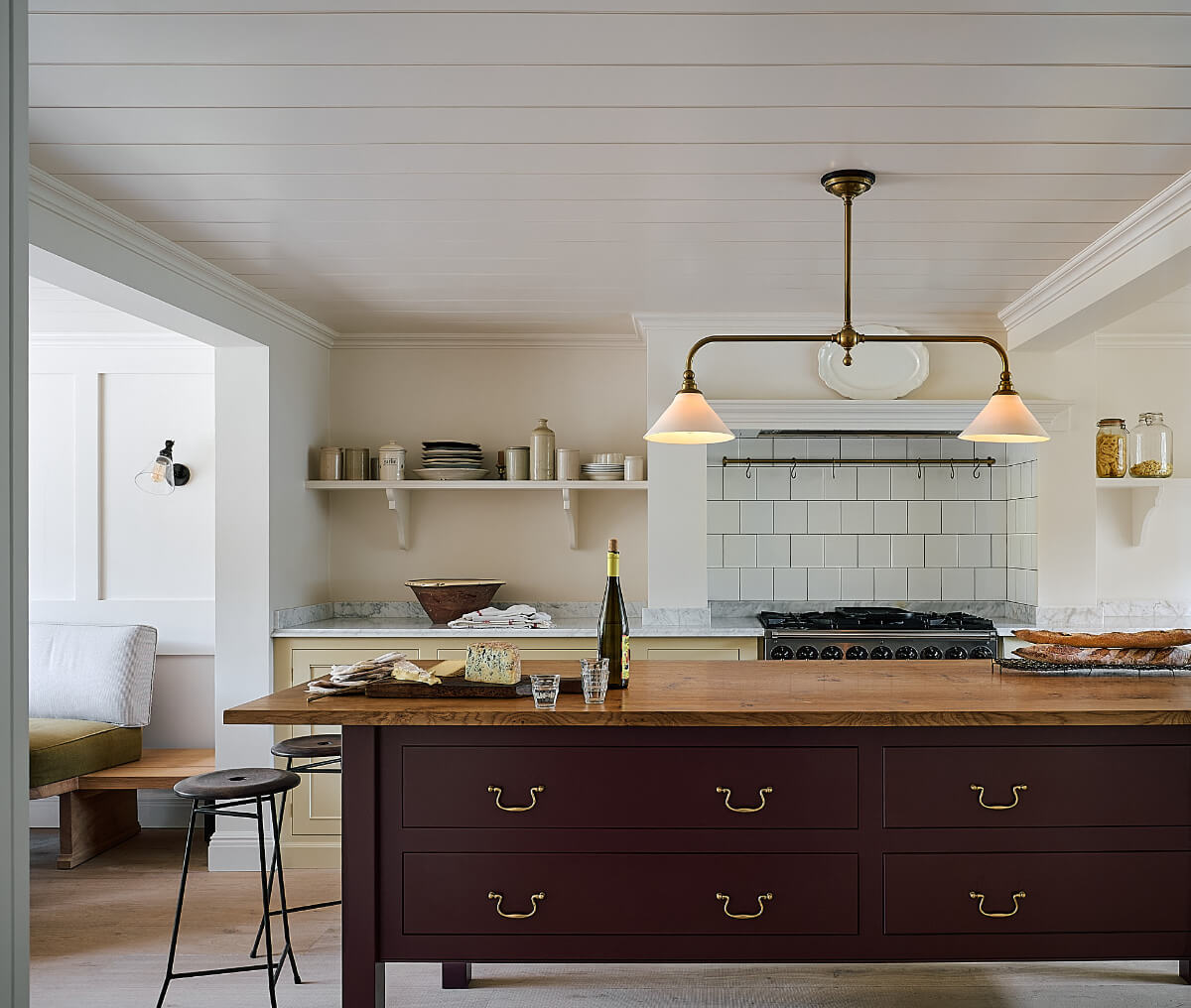 A Timeless Basement deVOL Kitchen in Butter-Yellow and Purple-Brown 13 4.TheClassicEnglishKitchen deVOL LOW RES A Timeless Basement deVOL Kitchen in Butter-Yellow and Purple-Brown