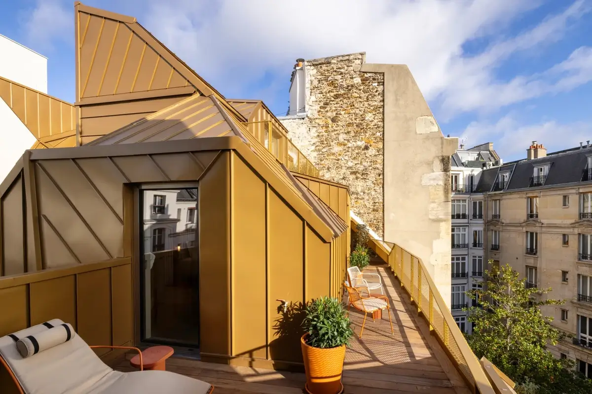 hotel pilgrim chambres suite terrasse 00116a7543 hotel pilgrim md 656087a019d37864163227 Top Boutique & Design Hotels in the Latin Quarter of Paris