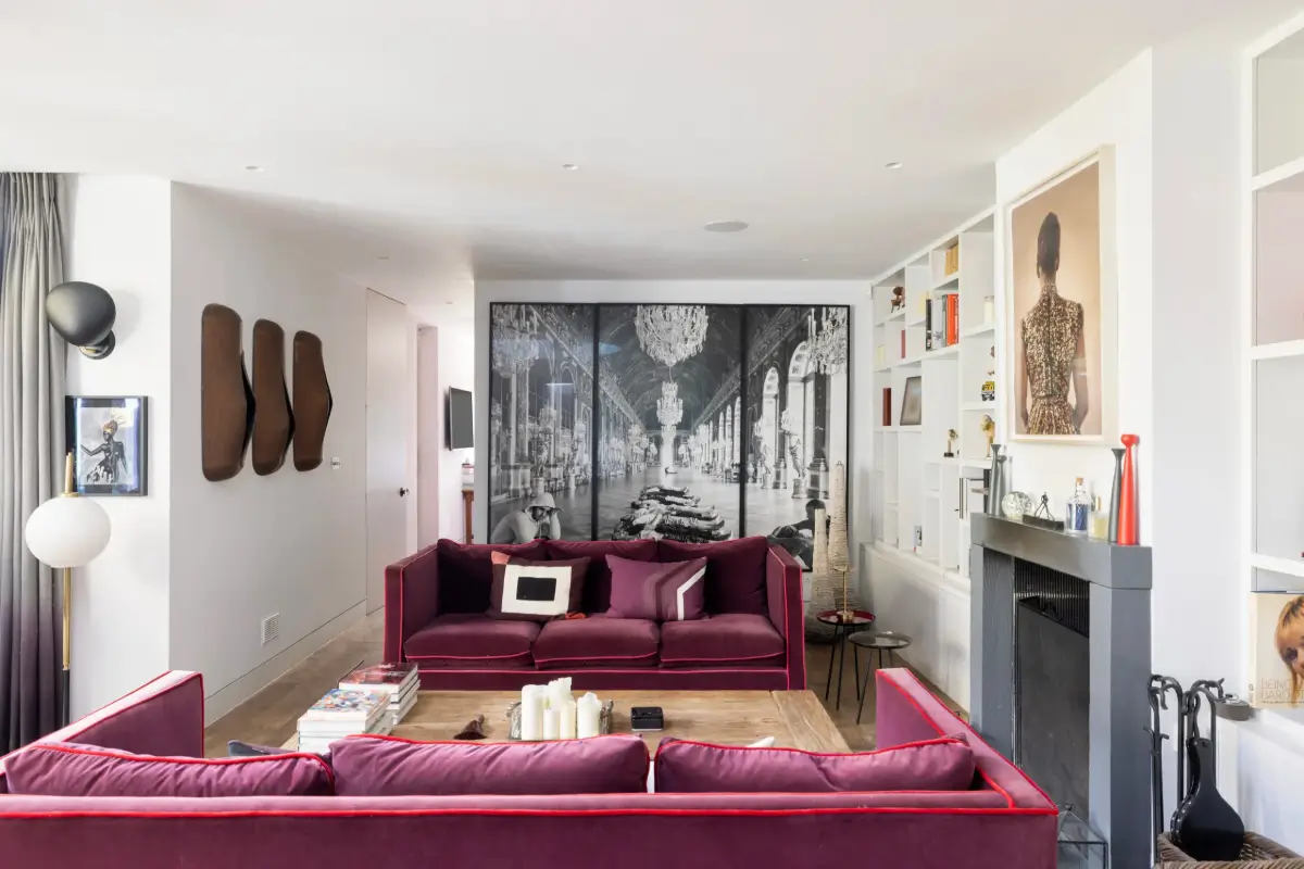 Contemporary Interiors and Bold Colors in a London Villa 2 16 Contemporary Interiors and Bold Colors in a London Villa