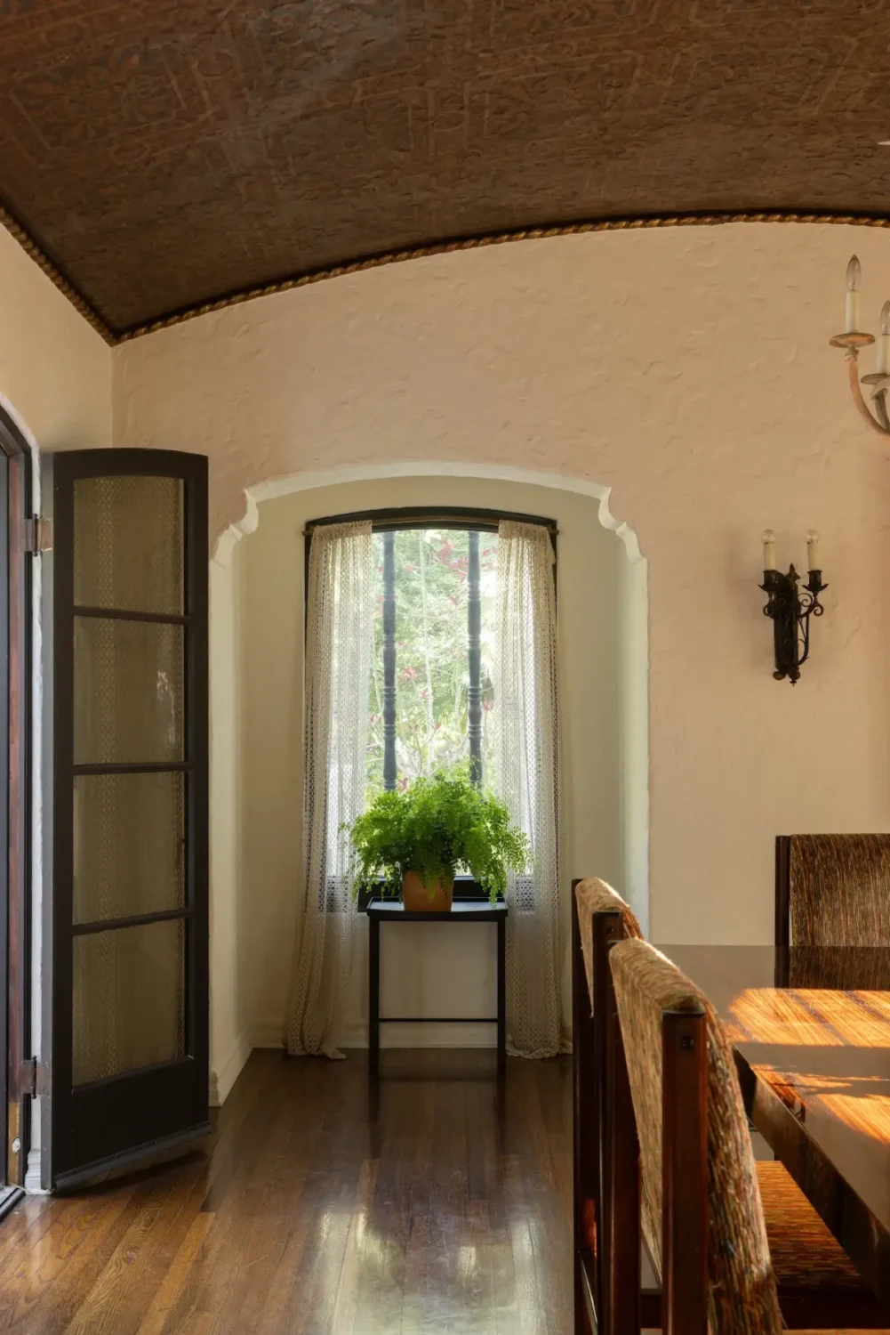 Aaron Paul Lists Spanish-Style Los Feliz Home with a Celebrity History 5 aaron-paul-lists-Spanish-style-Los-Feliz-house-nordroom12