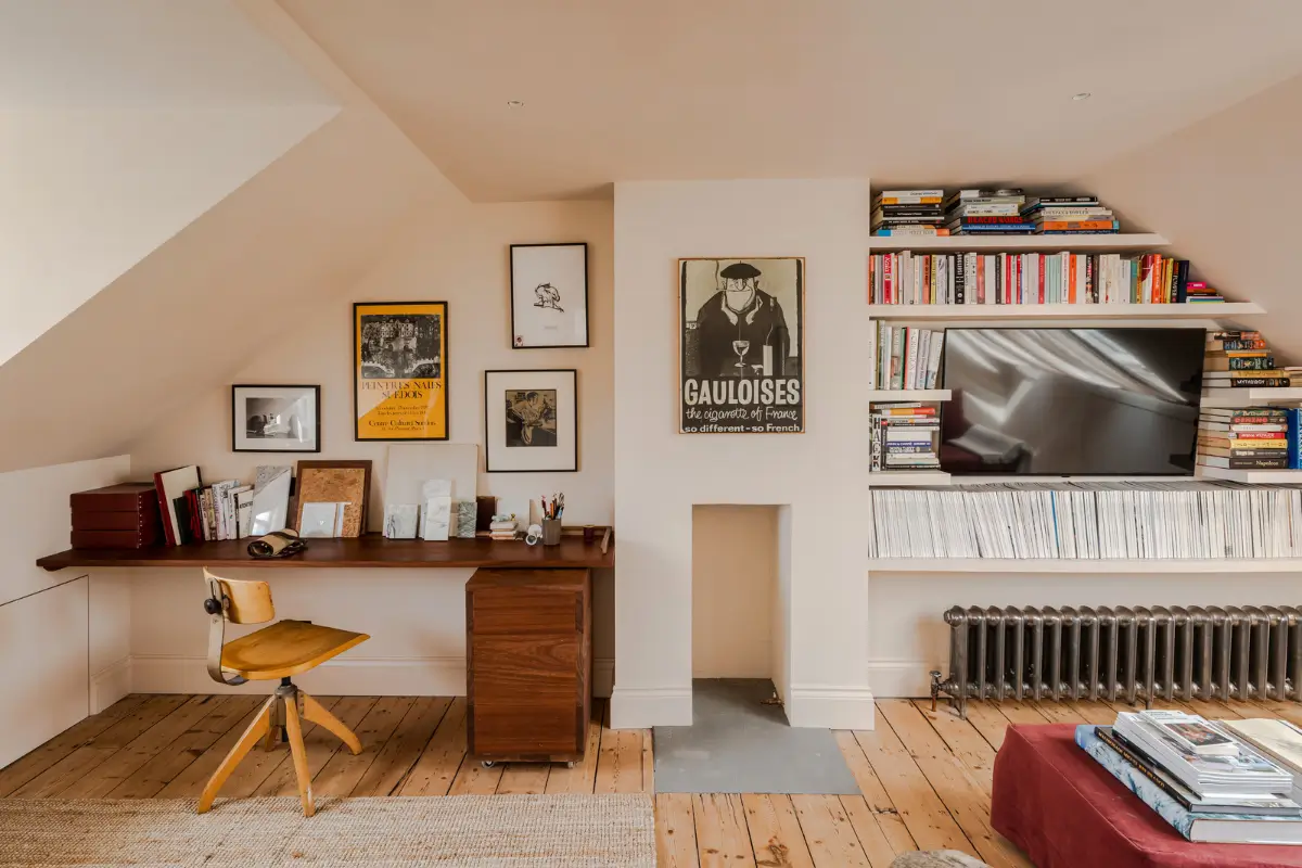 A Bright Late Victorian Townhouse in London 22 attic room home office television room