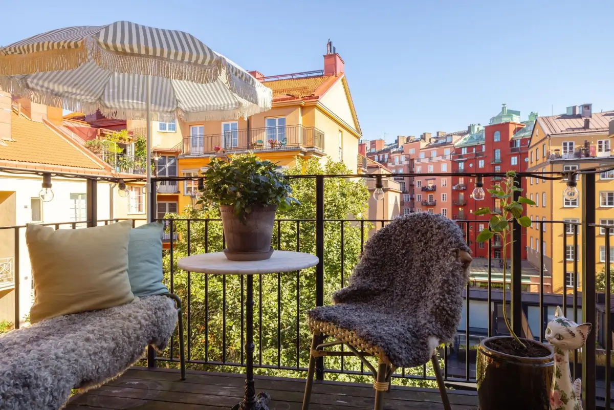 Colorful Rooms in a Practical Stockholm Family Apartment 7 balcony