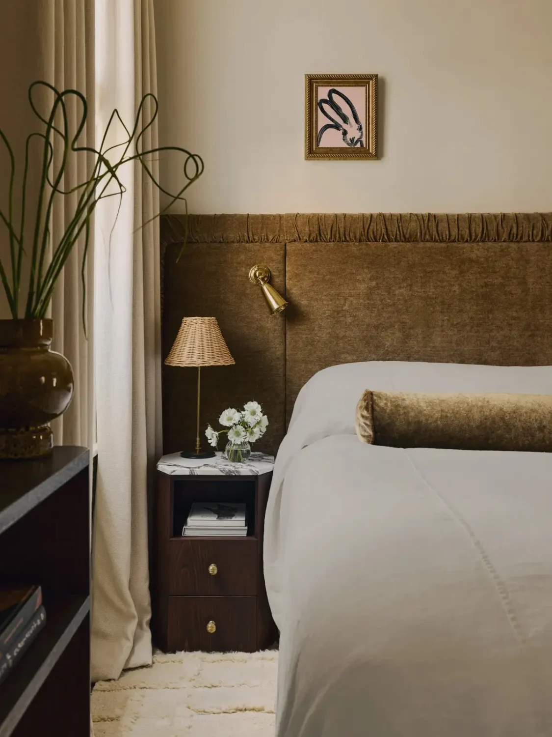 bedroom detail