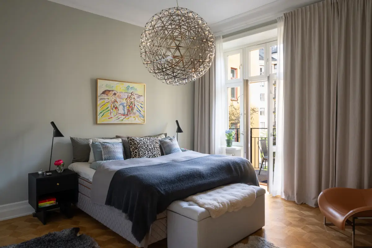 A Classic Stockholm Apartment with a Sky-Blue Kitchen 11 bedroom gray-green walls