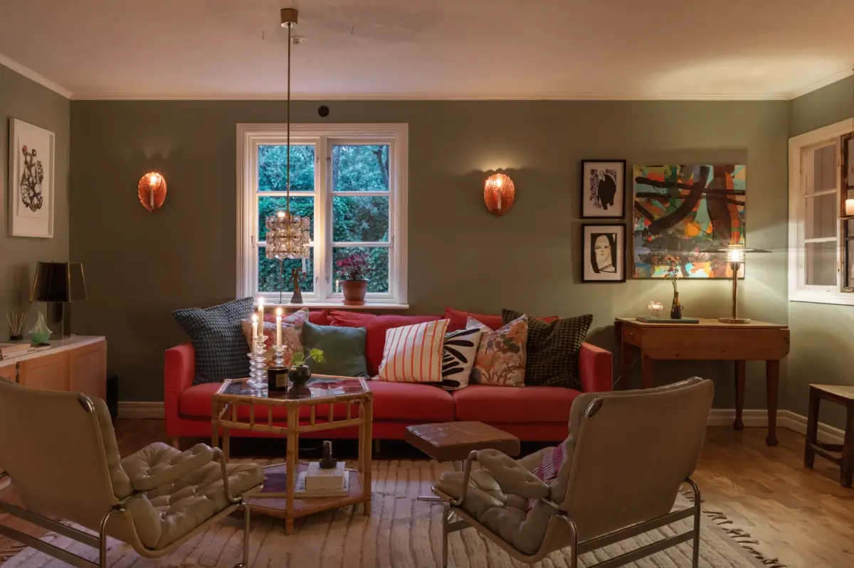 A Renovated 1920s Villa with a Spectacular Garden 14 cozy living room