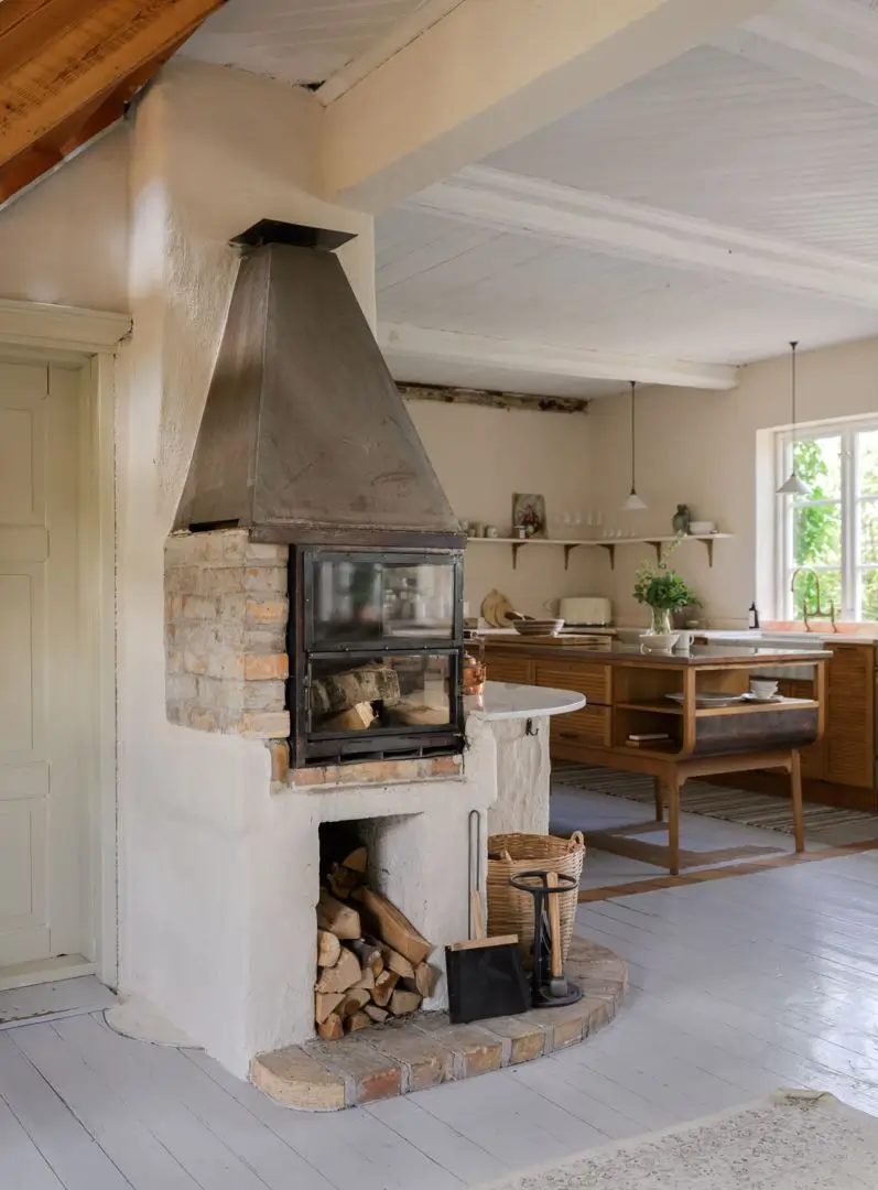 Historic Character and a deVOL Kitchen in a Swedish Country House - The  Nordroom, image size:797x1080