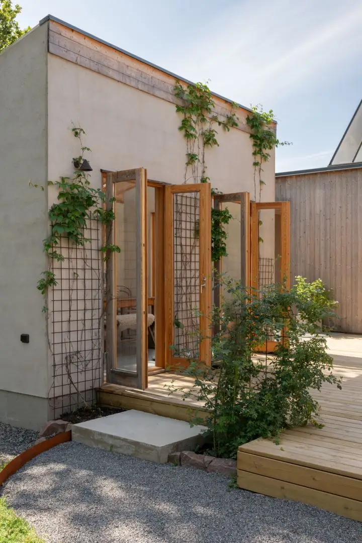 A Modern Wooden Cottage with Sea Views Close to Stockholm 34 garden house wooden doors