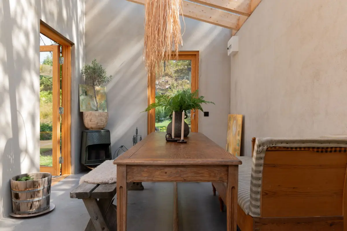 A Modern Wooden Cottage with Sea Views Close to Stockholm 36 garden house