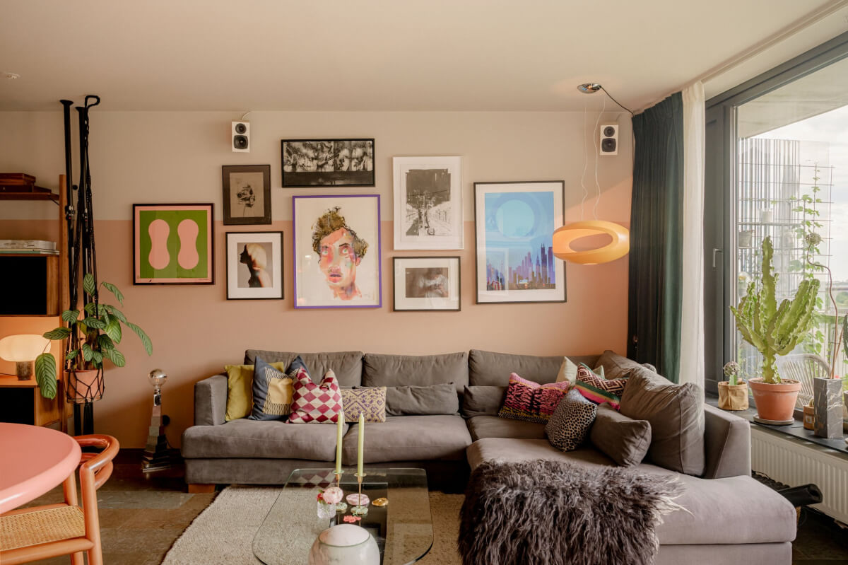 A Modern Swedish Apartment with Half-Painted Pink Walls 4 half painted pink walls living roo