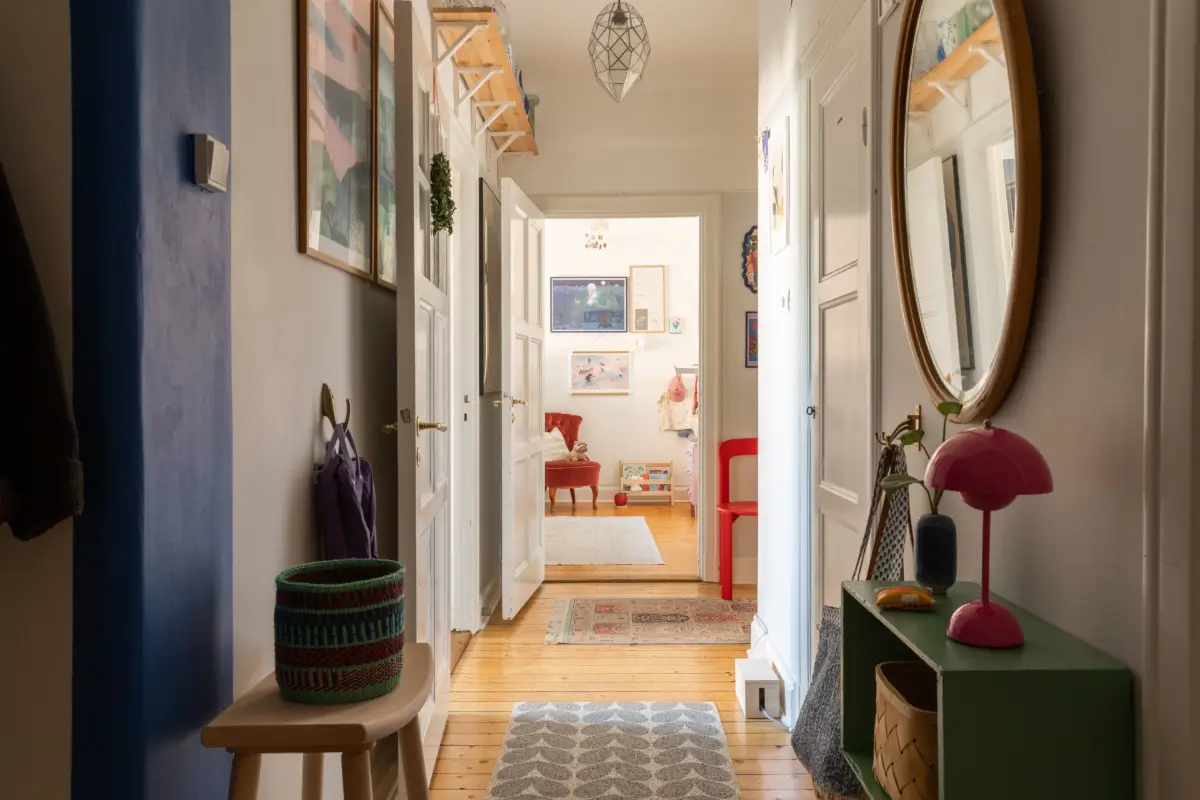 A Cozy Colorful Family Apartment with an Industrial Room Divider 21 hall