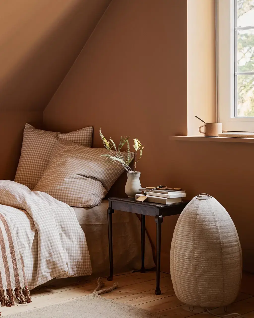 Jotun Lady Color Palette 2026: Soulful Spaces 27 jotun-bedroom-11220-ochre-clay-02