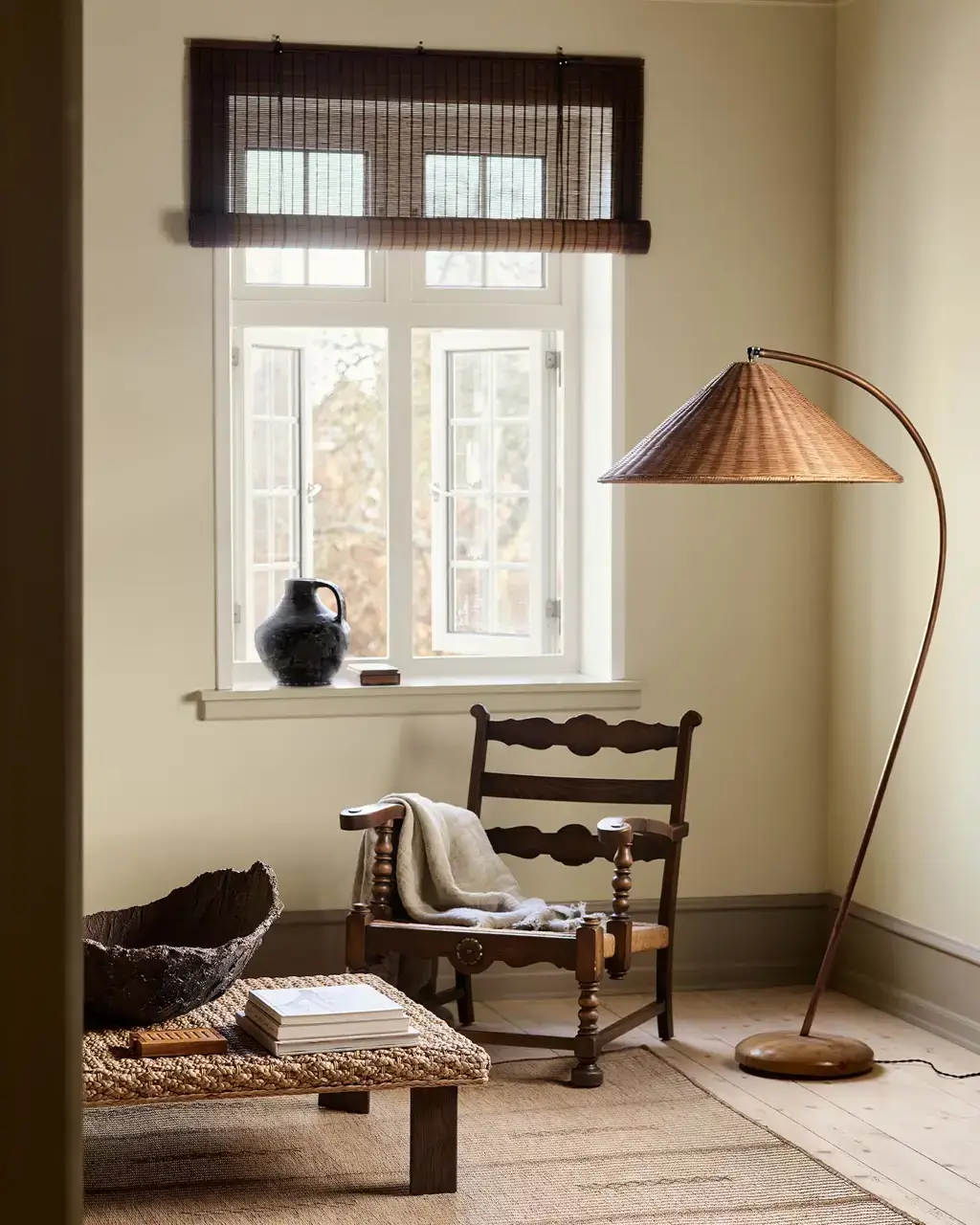 Jotun Lady Color Palette 2026: Soulful Spaces 31 jotun-livingroom-12080-soft-radiance-10963-golden-bronze-1624-skylight-nordroom