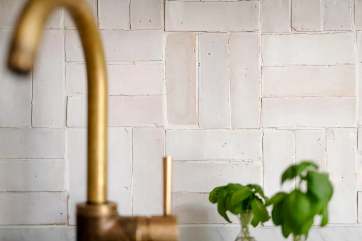 A Dark Gray Swedish Apartment with an Olive Green Kitchen 5 c