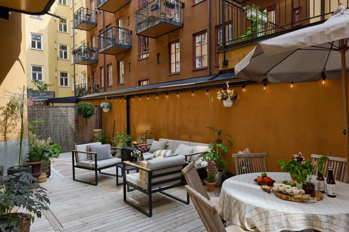 A Colorful Stockholm Apartment with a Large Terrace 27 large terrace swedish apartment