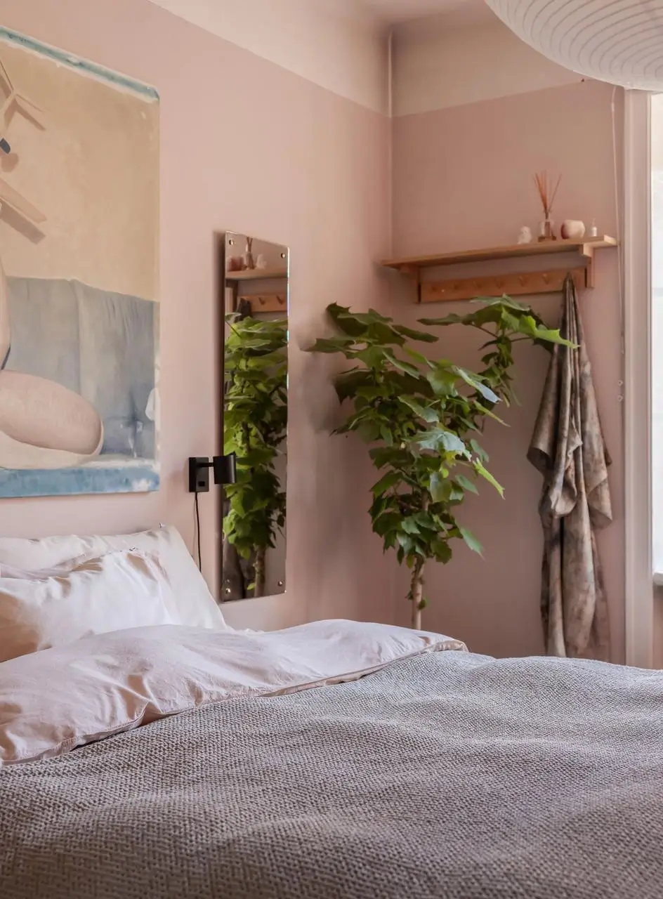 Colorful Rooms in a Practical Stockholm Family Apartment 13 pink bedroom