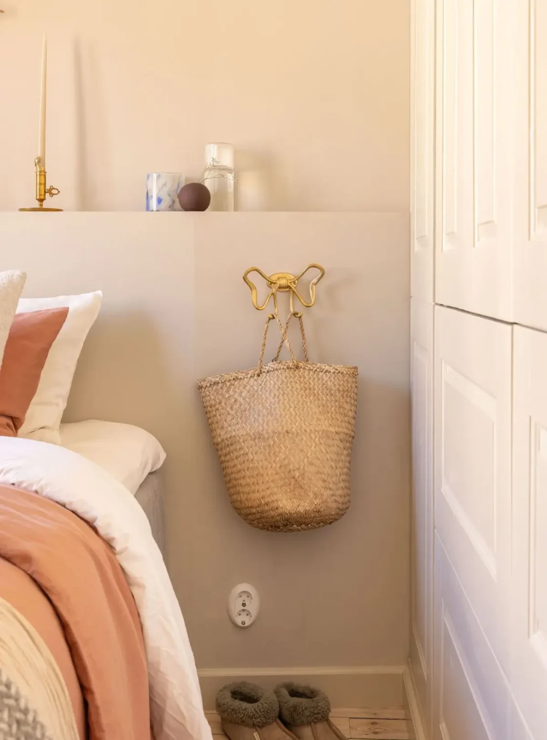 A Small Beige Stockholm Apartment with Plenty of Storage 18 small beige bedroom with storage ledge