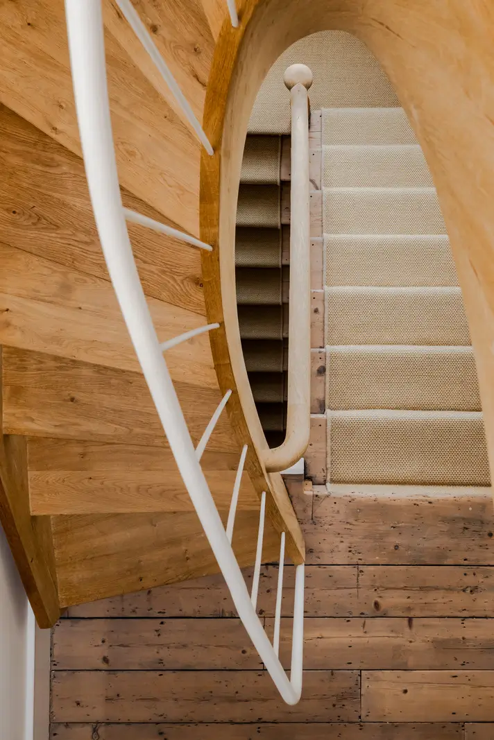 A Bright Late Victorian Townhouse in London 20 c