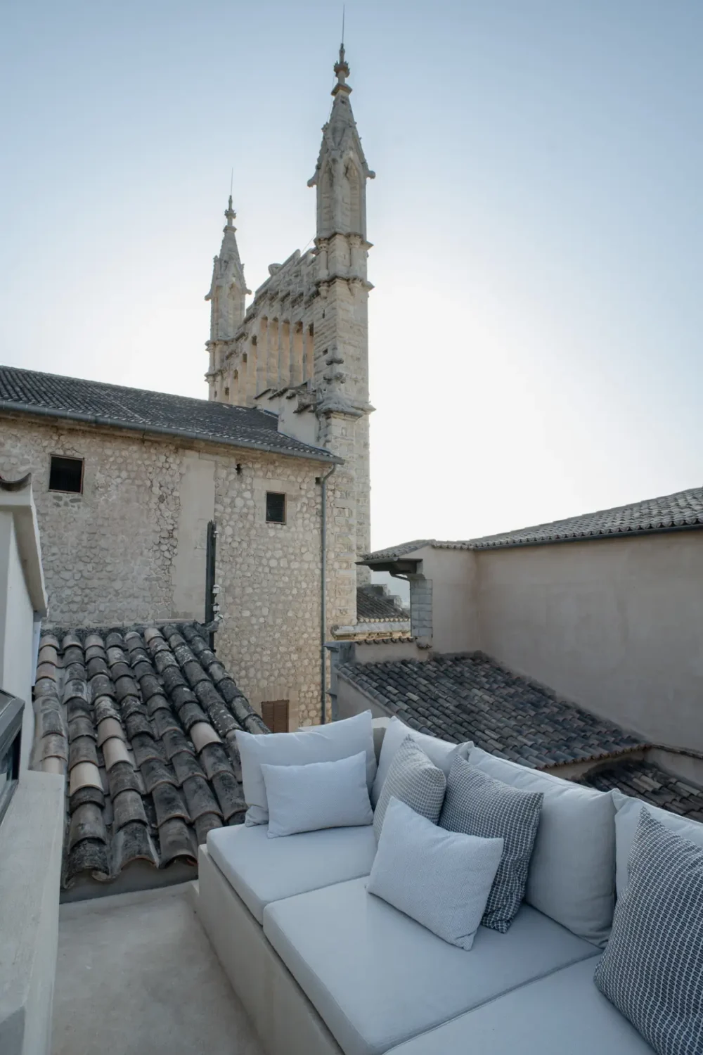 A 19th-Century Mallorcan Townhouse Restored by &TEMPEL 21 Palazzo-Bartomeu-roof-terrace-nordroom
