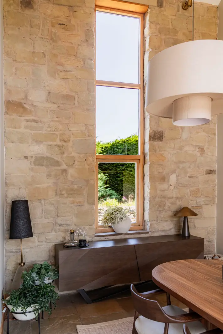 Modern Interiors in an Old Dry-Stone Barn in England 12 barnhouse england16