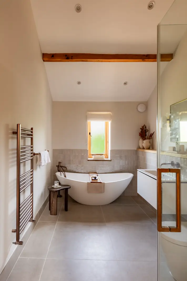 Modern Interiors in an Old Dry-Stone Barn in England 22 barnhouse england6