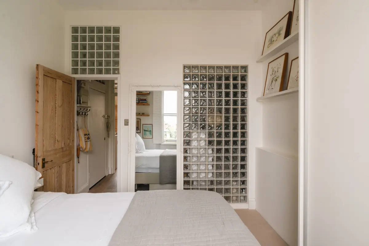 A Bright and Cozy One-Bedroom Apartment in London 11 bedroom tiled wall