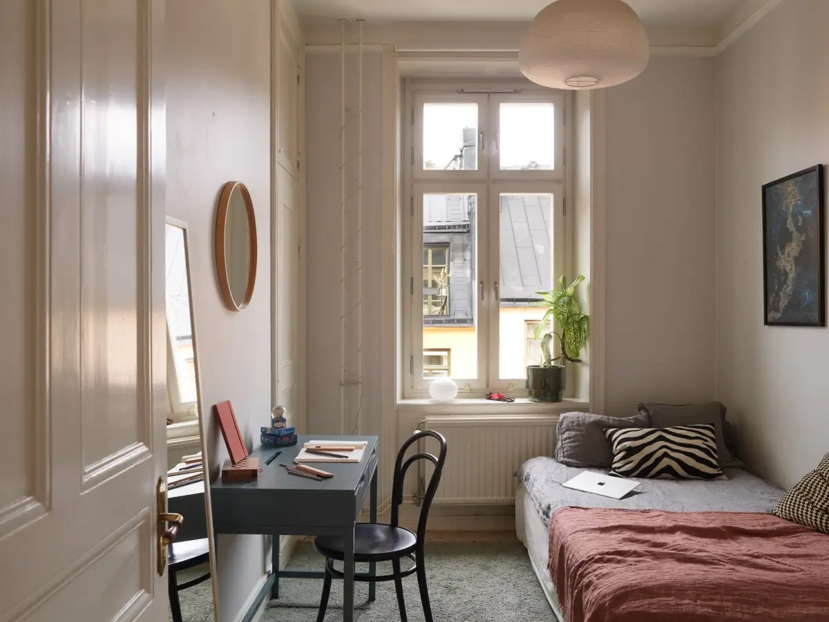 A Spacious Family Apartment with Original Details in Stockholm 27 bedroom with desk