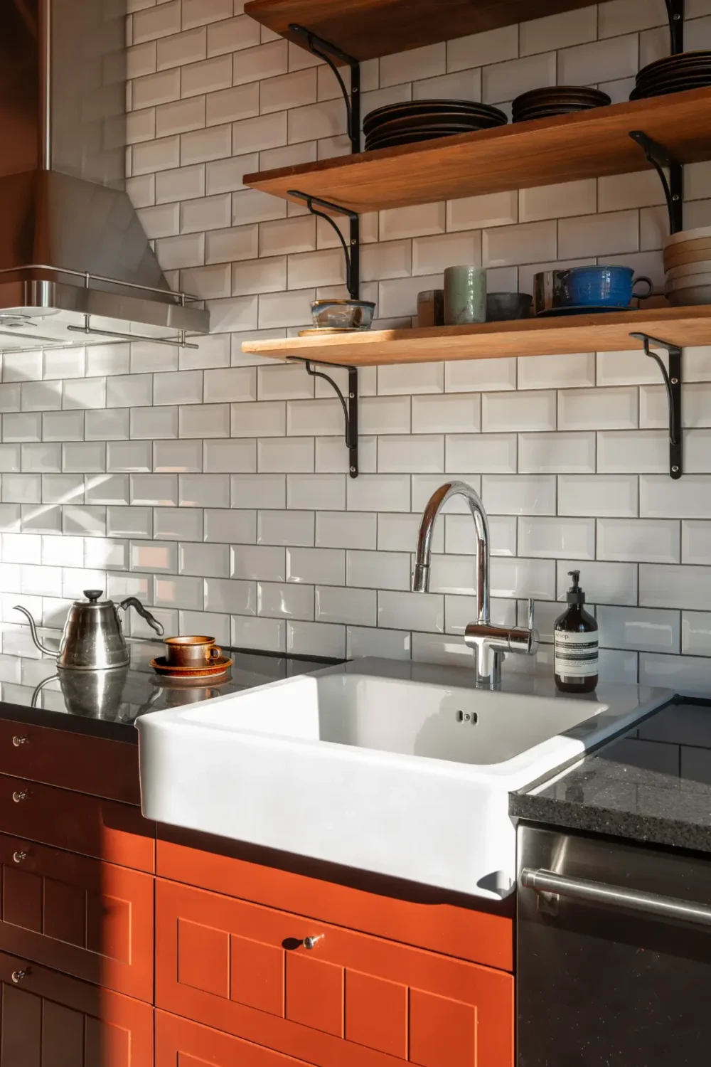 Historic Elegance and a French-Style Kitchen and Bathroom in a Stockholm Apartment 19 butler sink wooden shelves