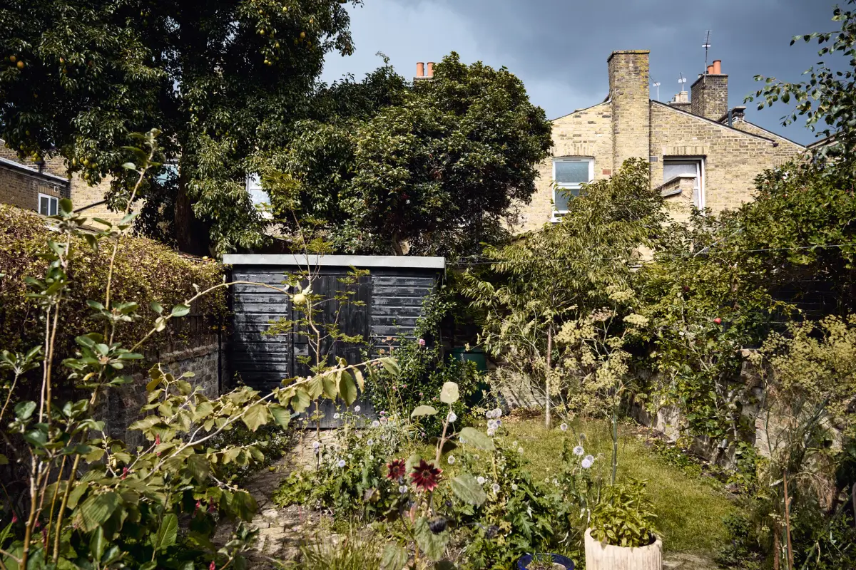 Restored Features in a Charming Georgian Apartment in London 21 garden surrey square
