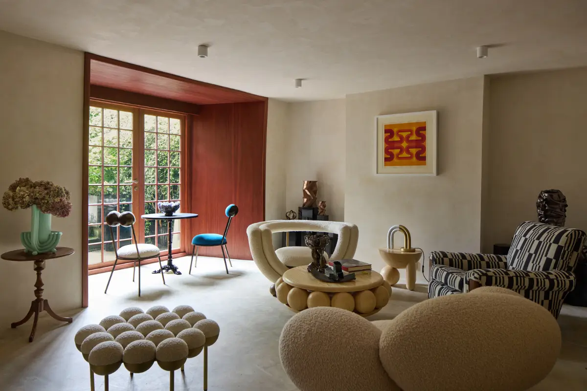 Victorian Grandeur Meets Modern Design in a Camden Square Townhouse 25 c