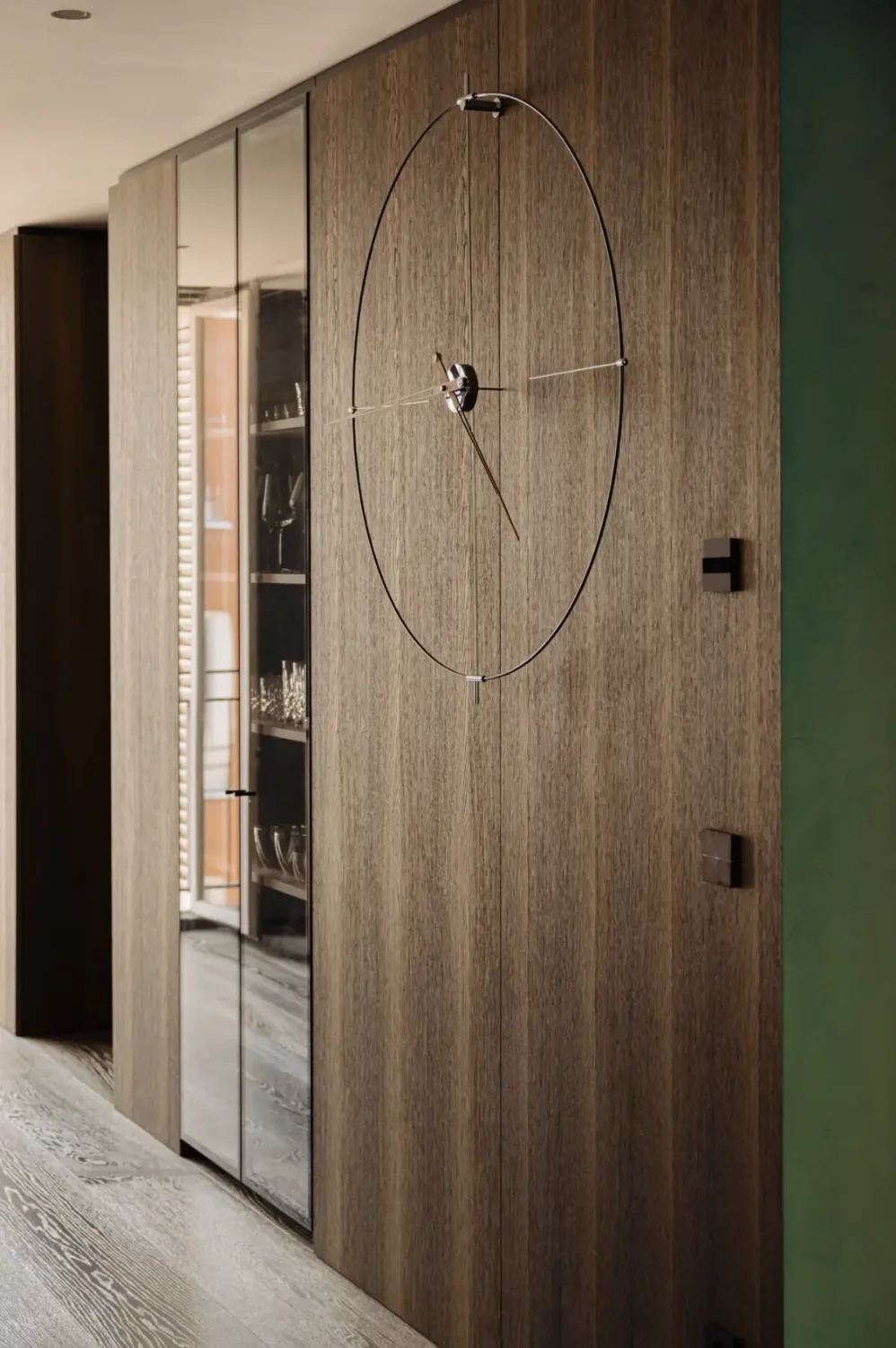 A Luxurious Apartment in an Exclusive Amsterdam Location 9 luxurious-apartment-amsterdam15