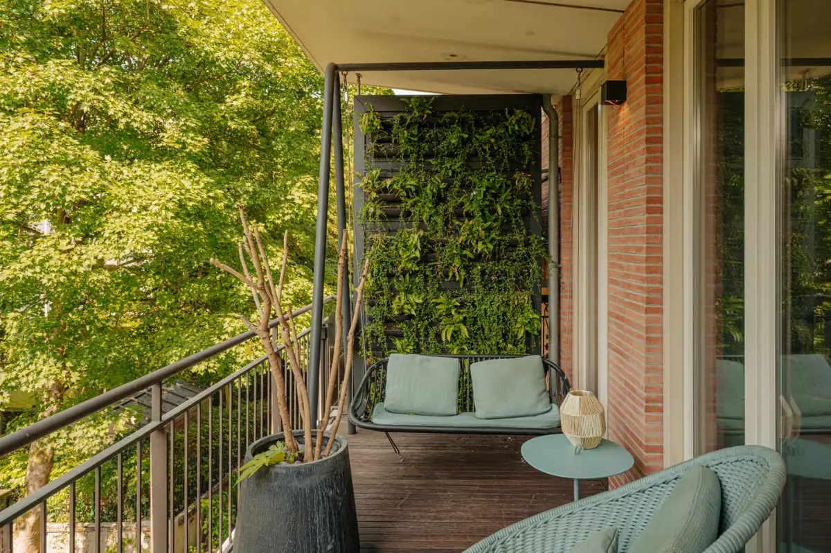 A Luxurious Apartment in an Exclusive Amsterdam Location 21 luxurious-apartment-amsterdam2