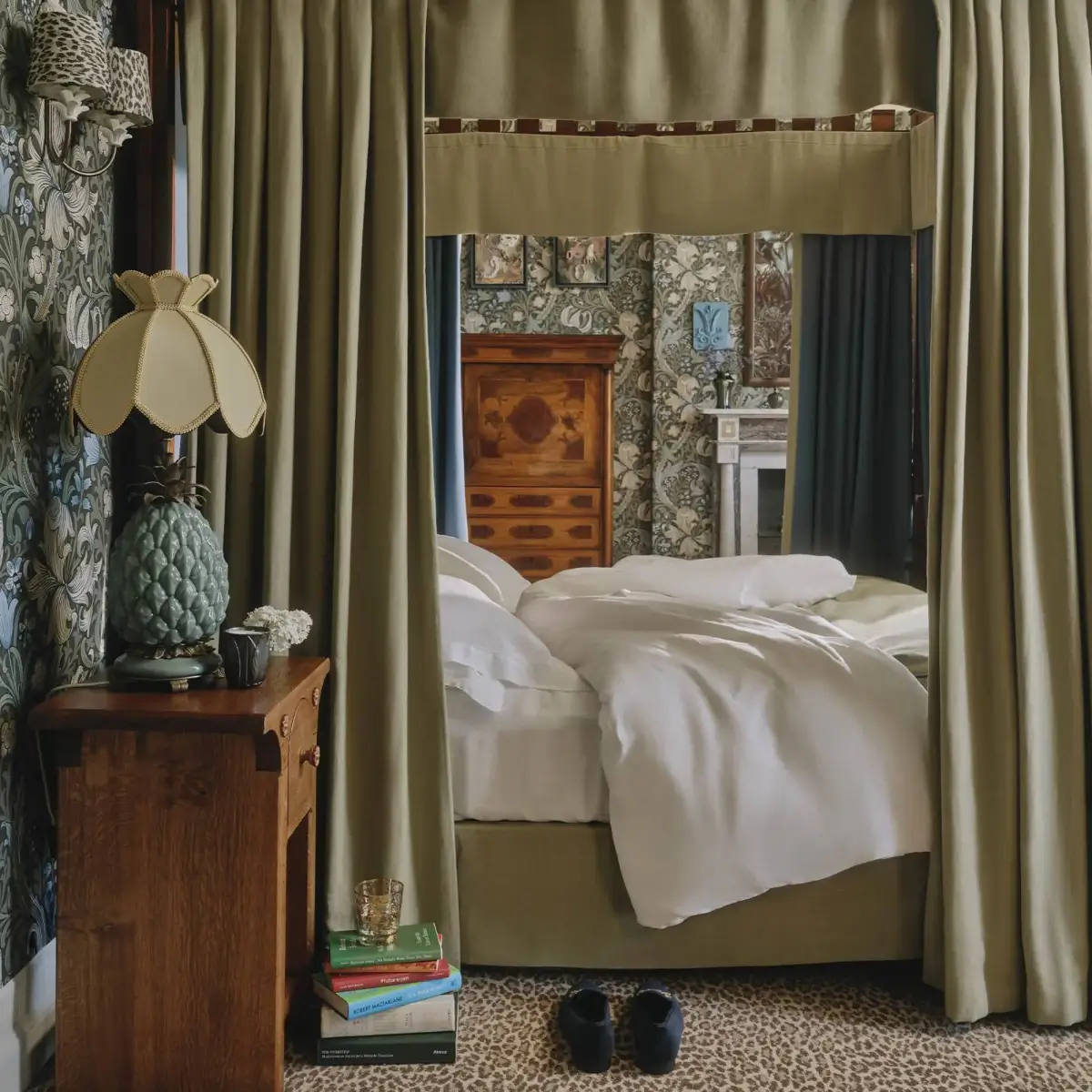 House of Hackney Autumn/Winter Collection Is Inspired by William Morris 32 nordroom-house-of-hackney-autum-winter25-collection-hemp_apple_2_2000x