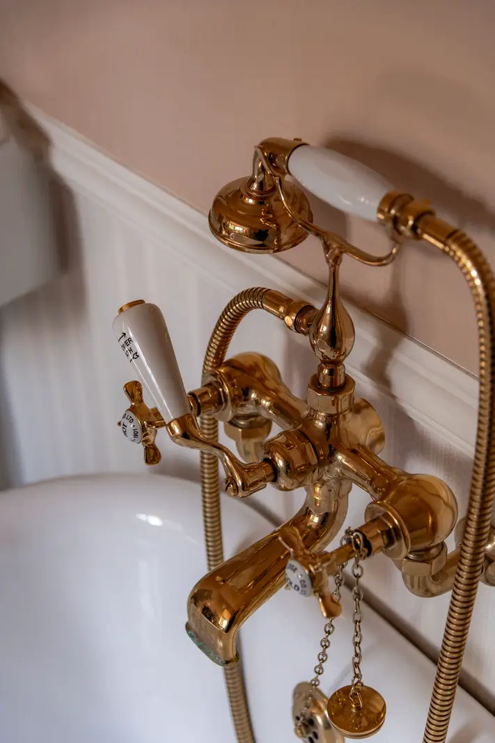 A Charming Timber-Framed Victorian Country House in England 19 north-lodge5