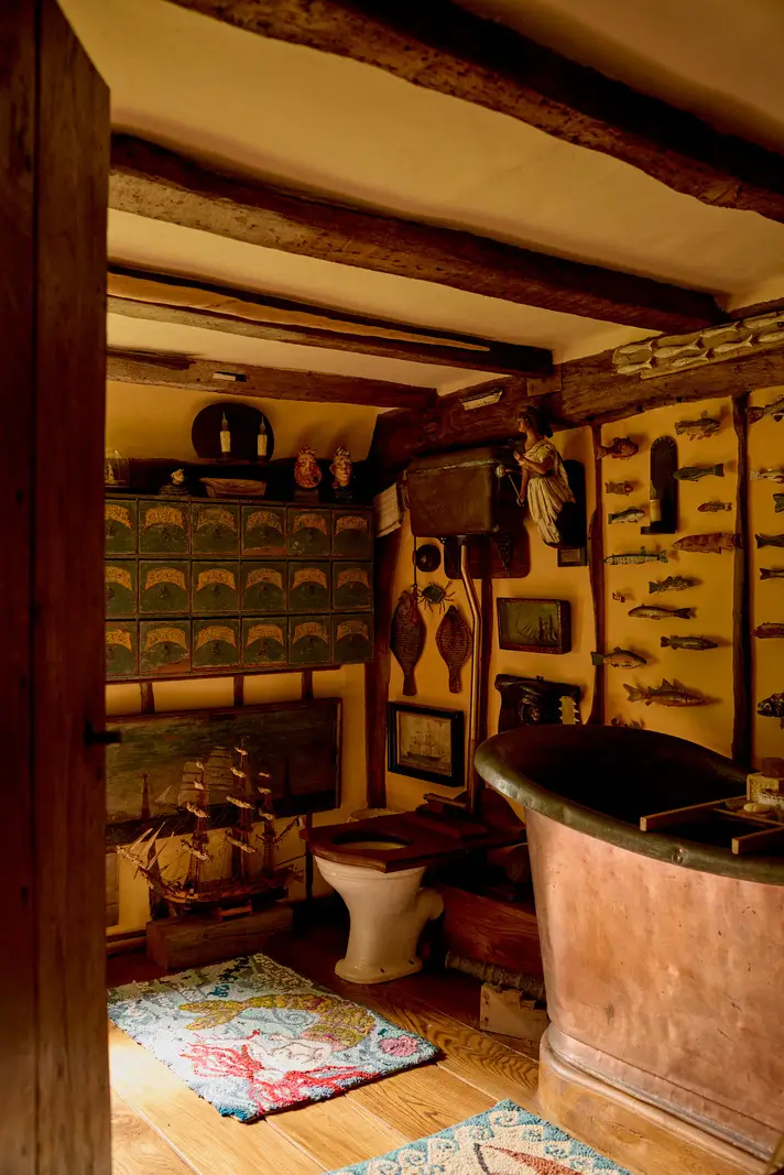 An English Cottage with Historic Character and a Charming Garden 26 palm-cottage10