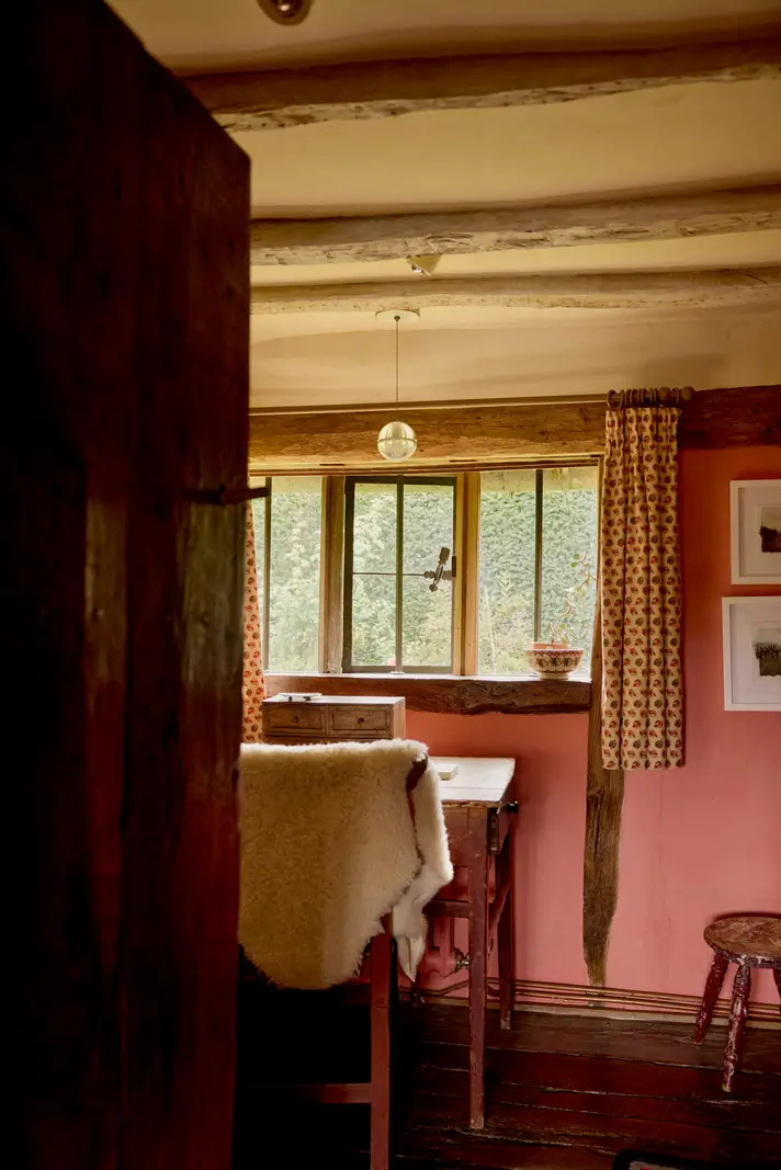 An English Cottage with Historic Character and a Charming Garden 23 palm-cottage11