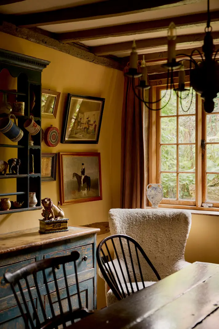 An English Cottage with Historic Character and a Charming Garden 9 palm-cottage22