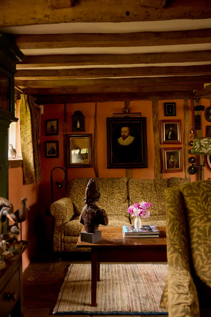 An English Cottage with Historic Character and a Charming Garden 2 palm-cottage29