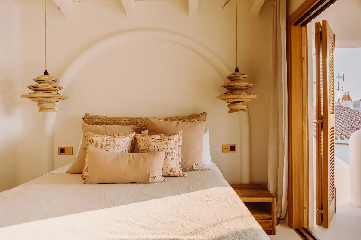 An Eco-Renovated Villa with Sea Views in Menorca 14 port-llevant-nordroom13