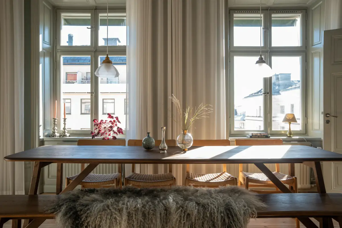 Historic Elegance and a French-Style Kitchen and Bathroom in a Stockholm Apartment 12 scandinavian dining table with bench