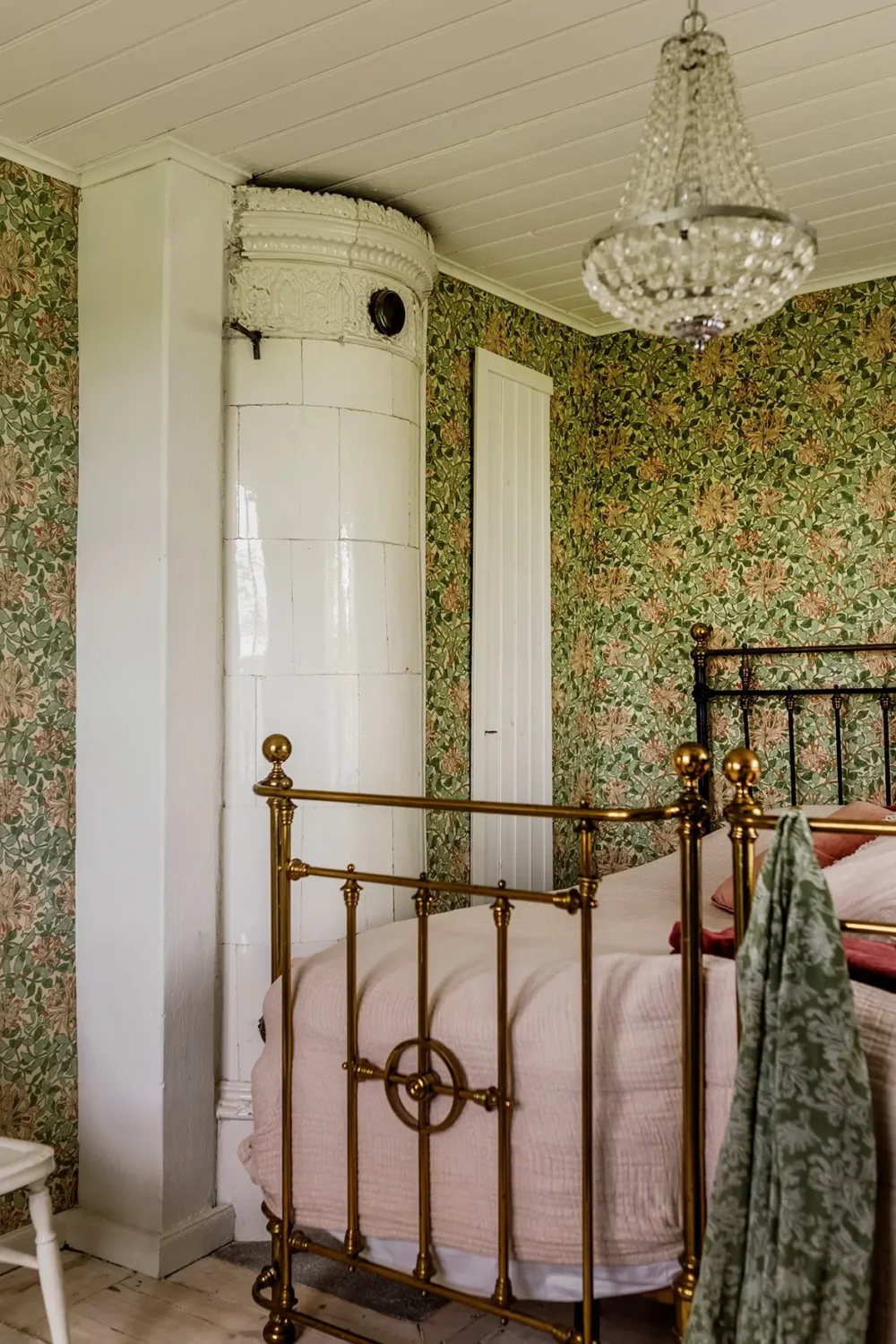 A Cozy Family Home in a Renovated 19th Century School Building 28 school-conversion-sweden-nordroom14